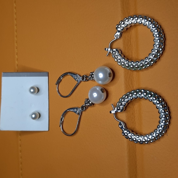 Unknown Jewelry - 3 Pairs of Earring Silver Color and Faux Pearls They are Awesome Together